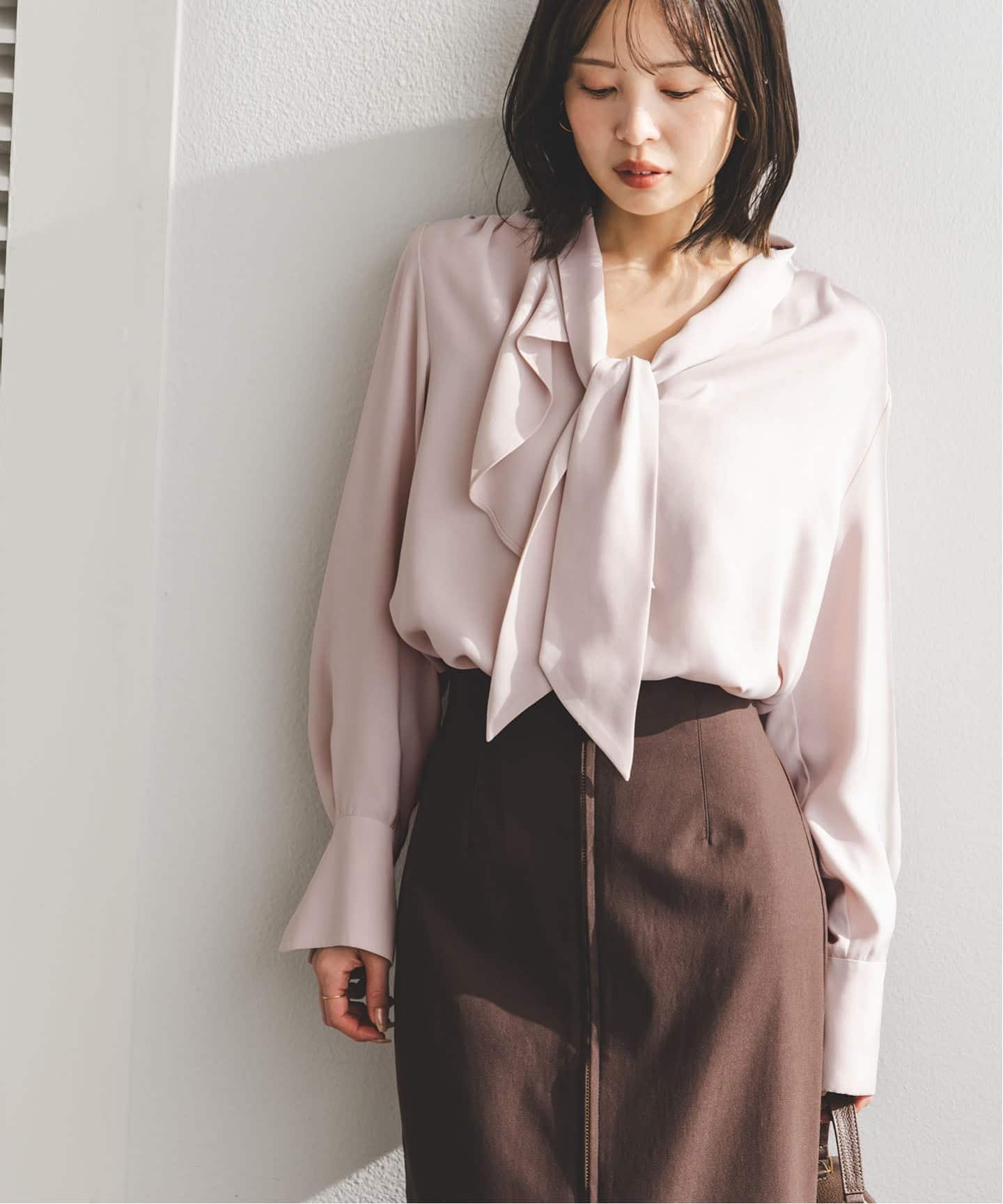 WEB＆日本橋店限定・追加予約》ロイヤルサテンボウタイブラウス