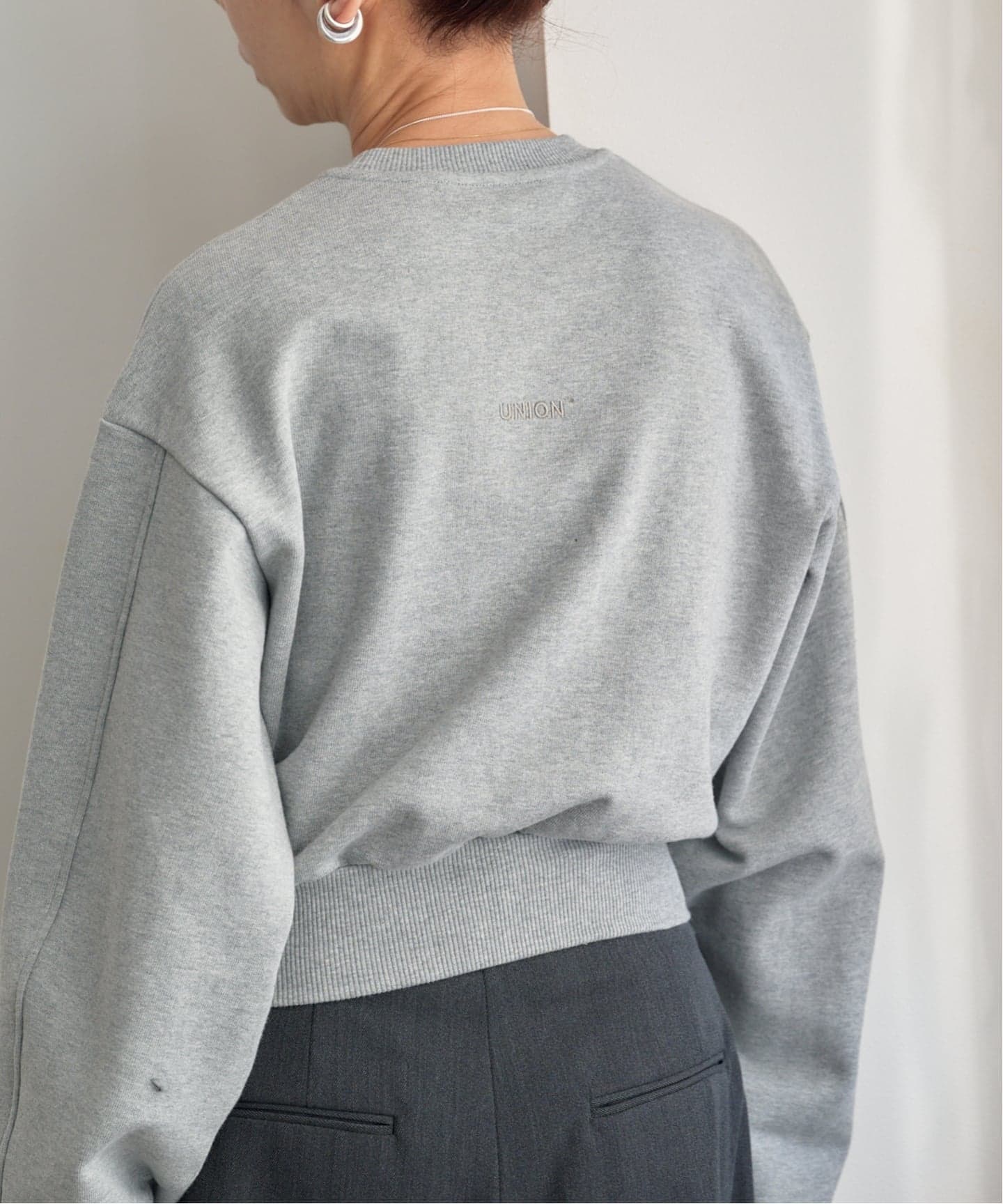 UNION MAGAZINE Union Cropped Sweatshirt（スウェット）｜BOICE FROM