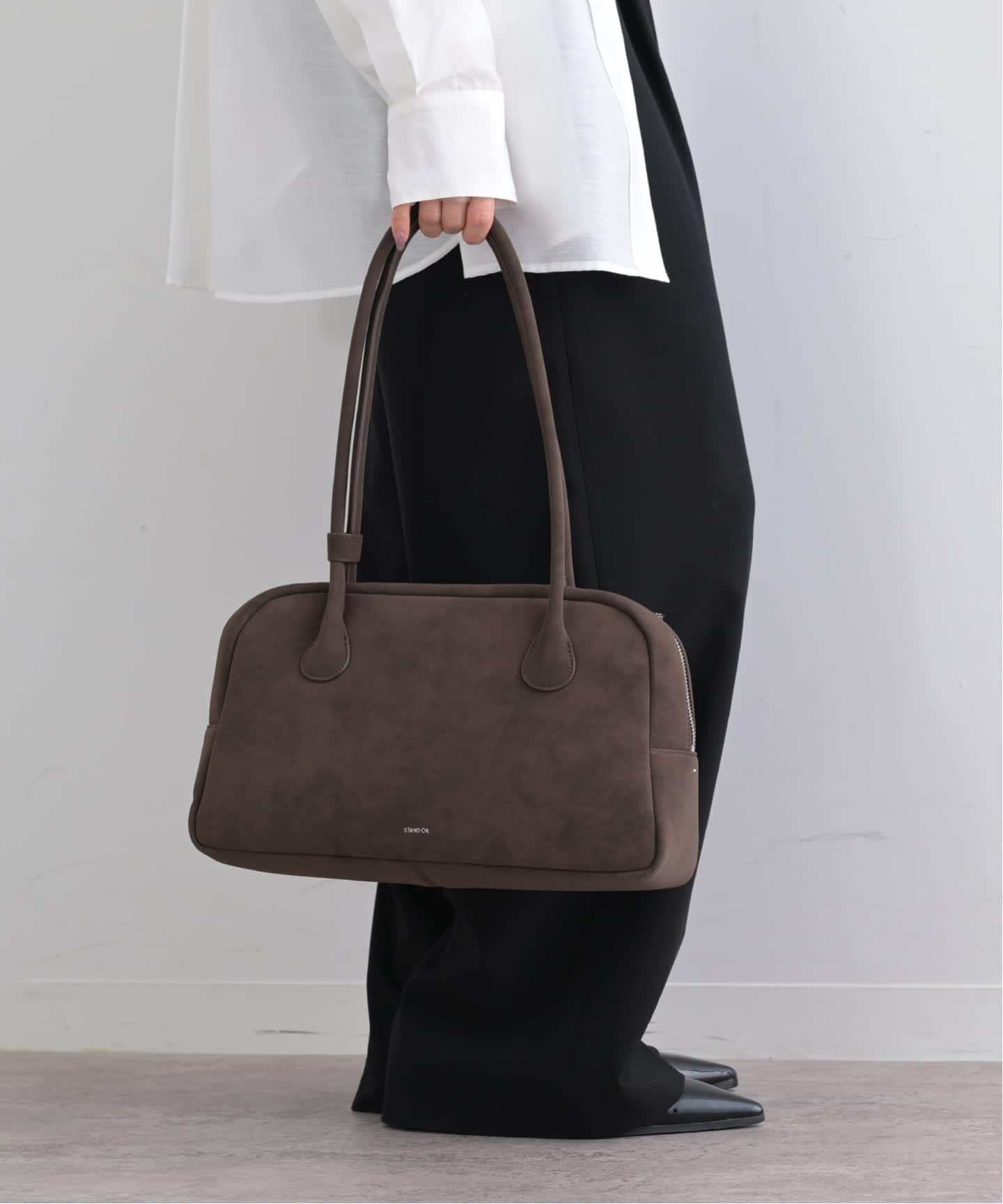 STAND OIL / スタンドオイル】Momo Bag Large（ショルダーバッグ）｜U