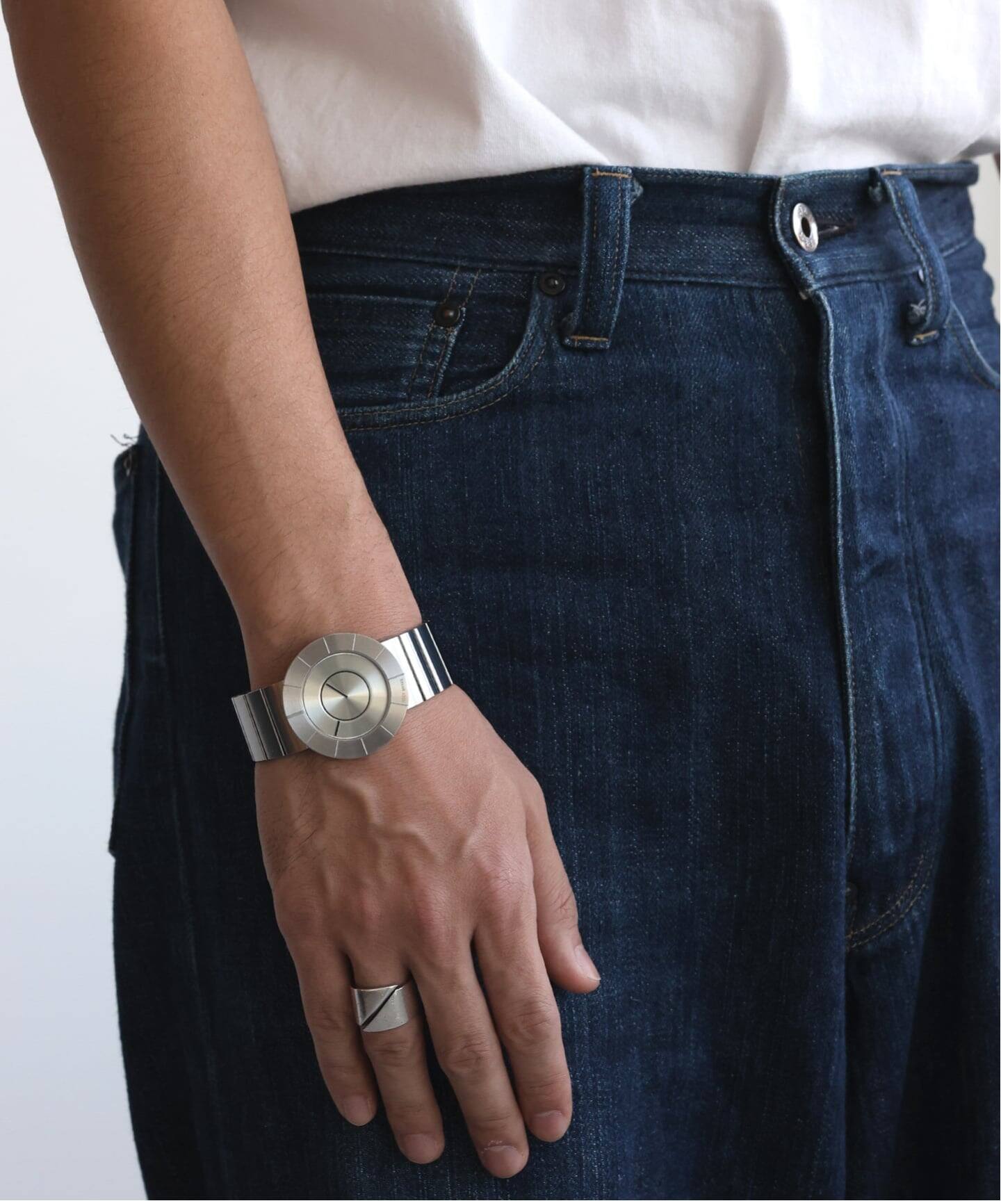 ISSEY MIYAKE TO NY0N001 Silver（新品）｜HIROB（ヒロブ）の通販