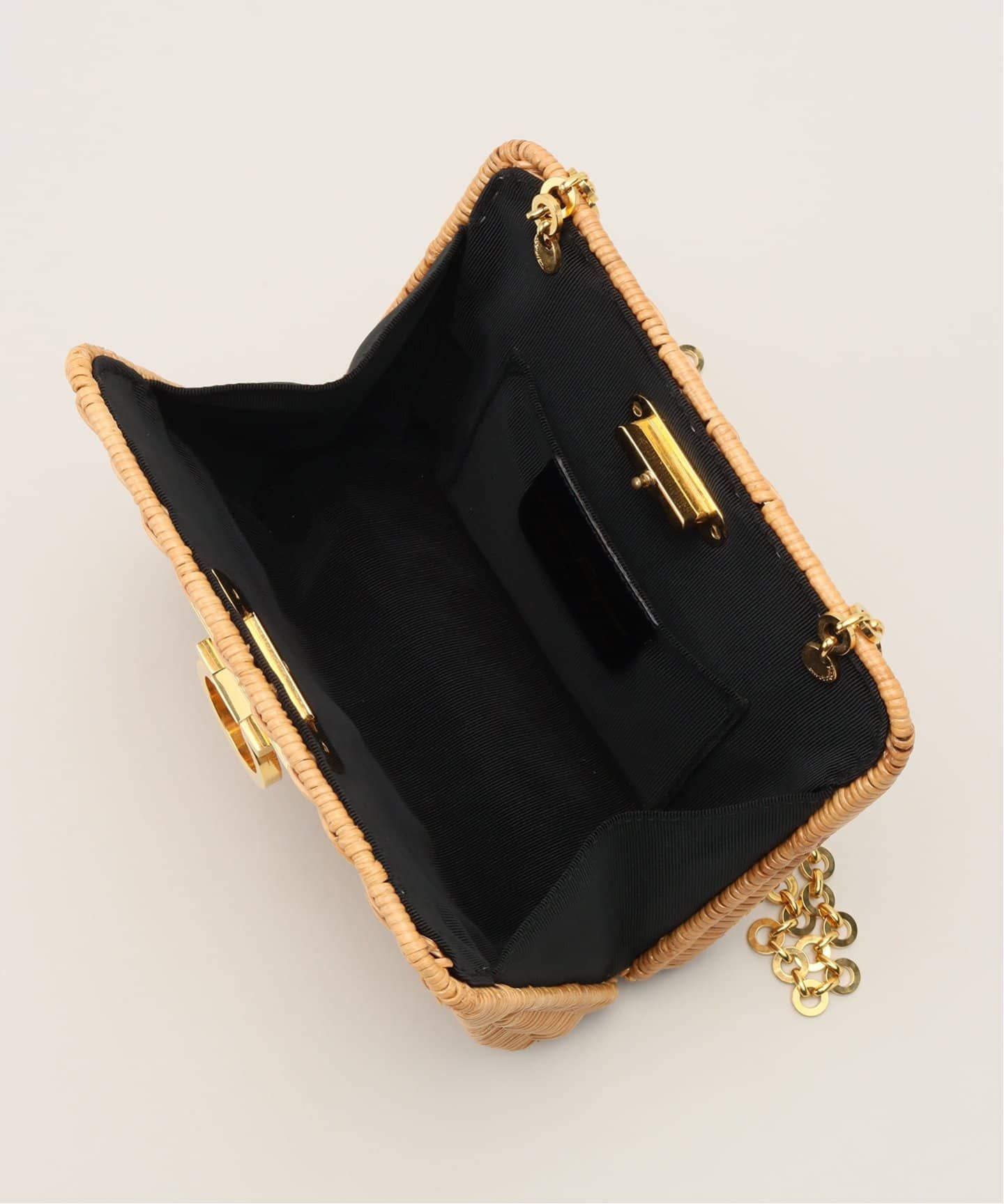 ☆美品 フェラガモ チェーンかごショルダーバッグ☆夏 ☆美品