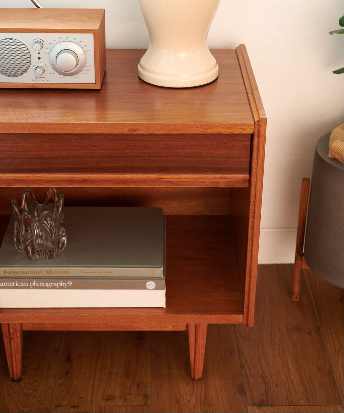 大型商品》TRESTLES NIGHT STAND トラッセルナイトスタンド（収納家具