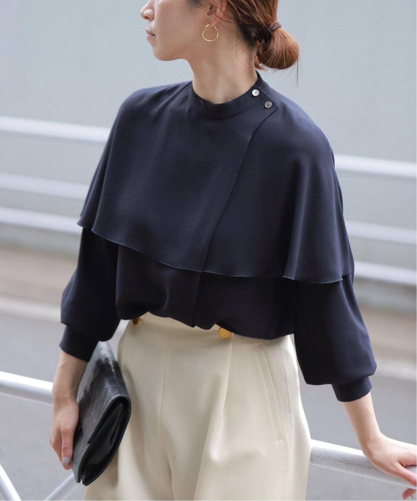 VERMEIL par iena バックサテンケープブラウス 【公式通販】