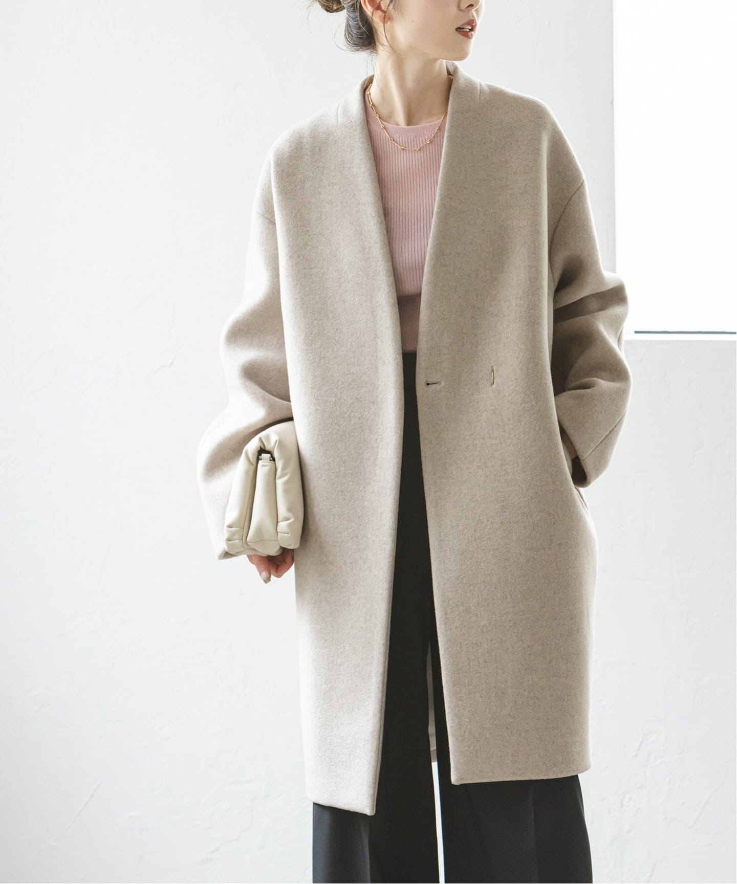 MTRウールカシミヤミニマルVコート（ノーカラーコート）｜NOBLE