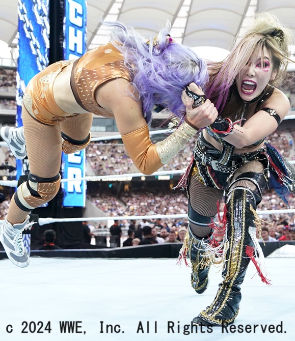 カブキ・ウォリアーズが日本初PLEゴールデンタイム放送でWWE女子タッグ