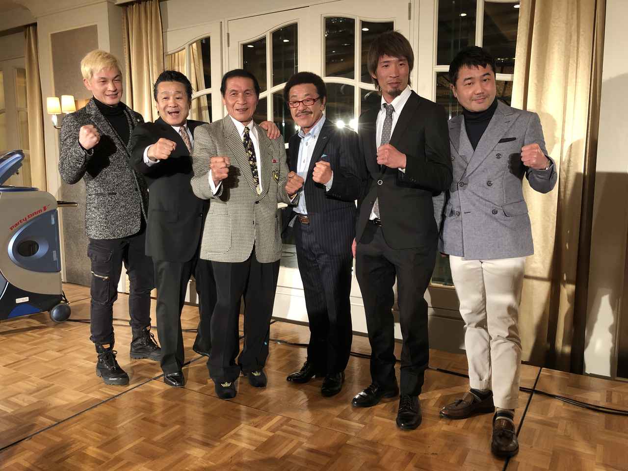 ボクシング】名門・協栄ジムの新年会が盛大に 具志堅用高さんら元世界