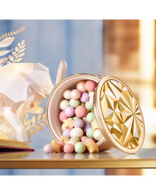 Guerlain Holiday Limited Edition Météorites Setting & Finishing