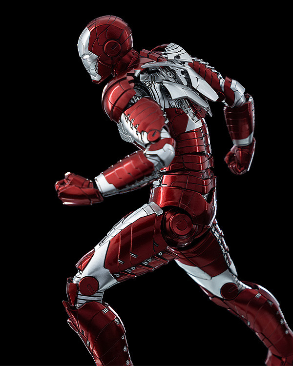 DLX Iron Man Mark 5（DLX アイアンマン・マーク5）