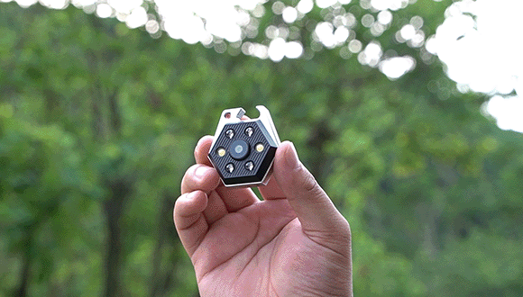 驚きの超軽量39g！録画・写真撮影・ナイトビジョン・照明・ボトル