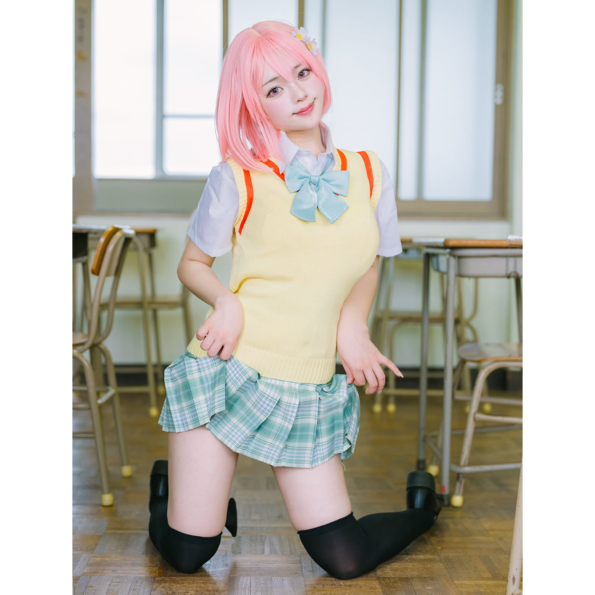 美少女コスプレイヤーの『To LOVEる』モモ投稿が話題に、ドS感と