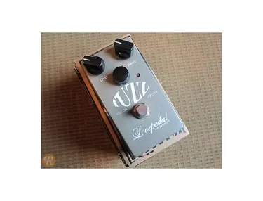 Lovepedal 200lbs Fuzz - What To Know & Where To Buy | Equipboard
