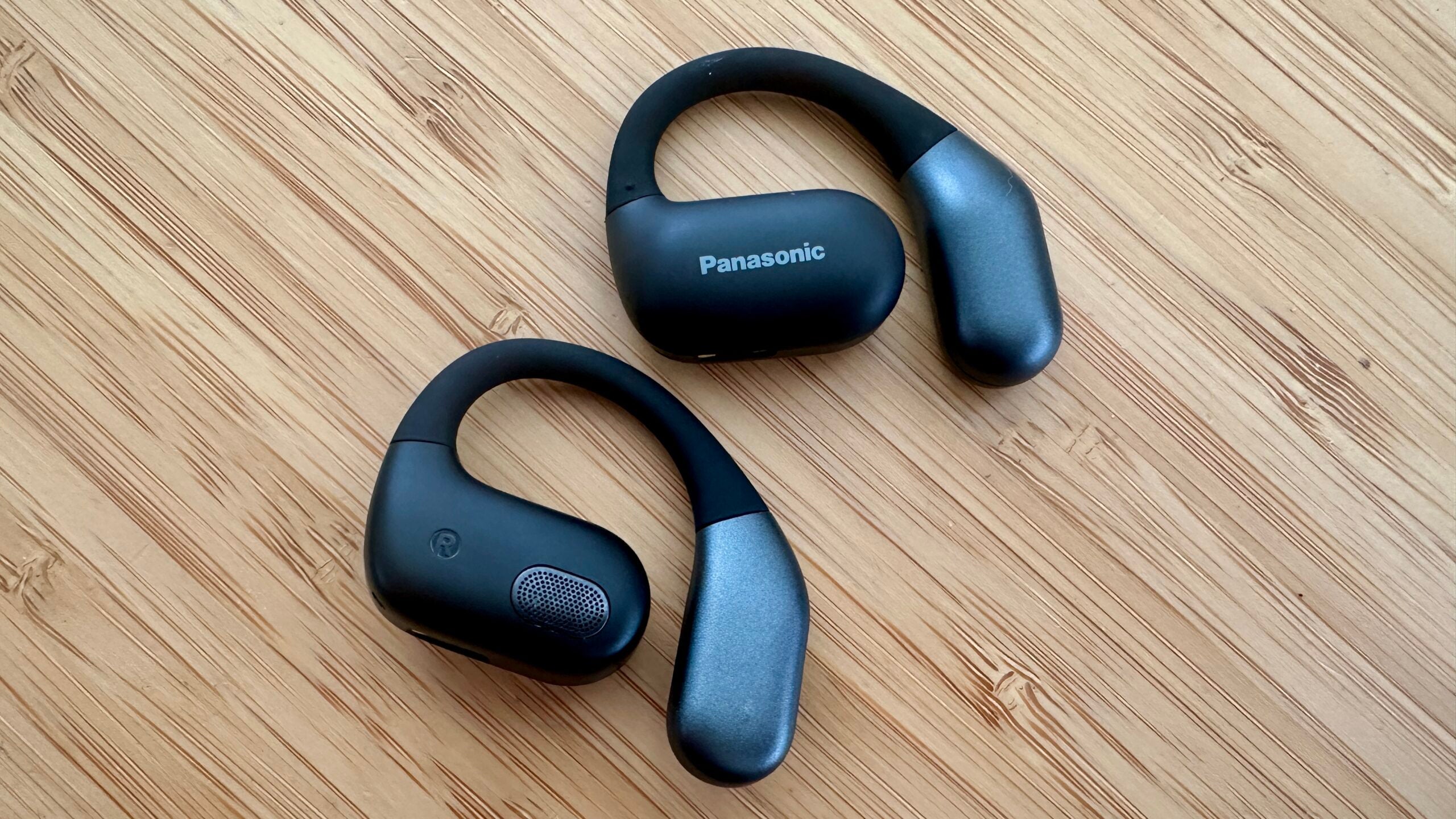 Panasonic RB-F10 review: A mixed bag | Expert Reviews