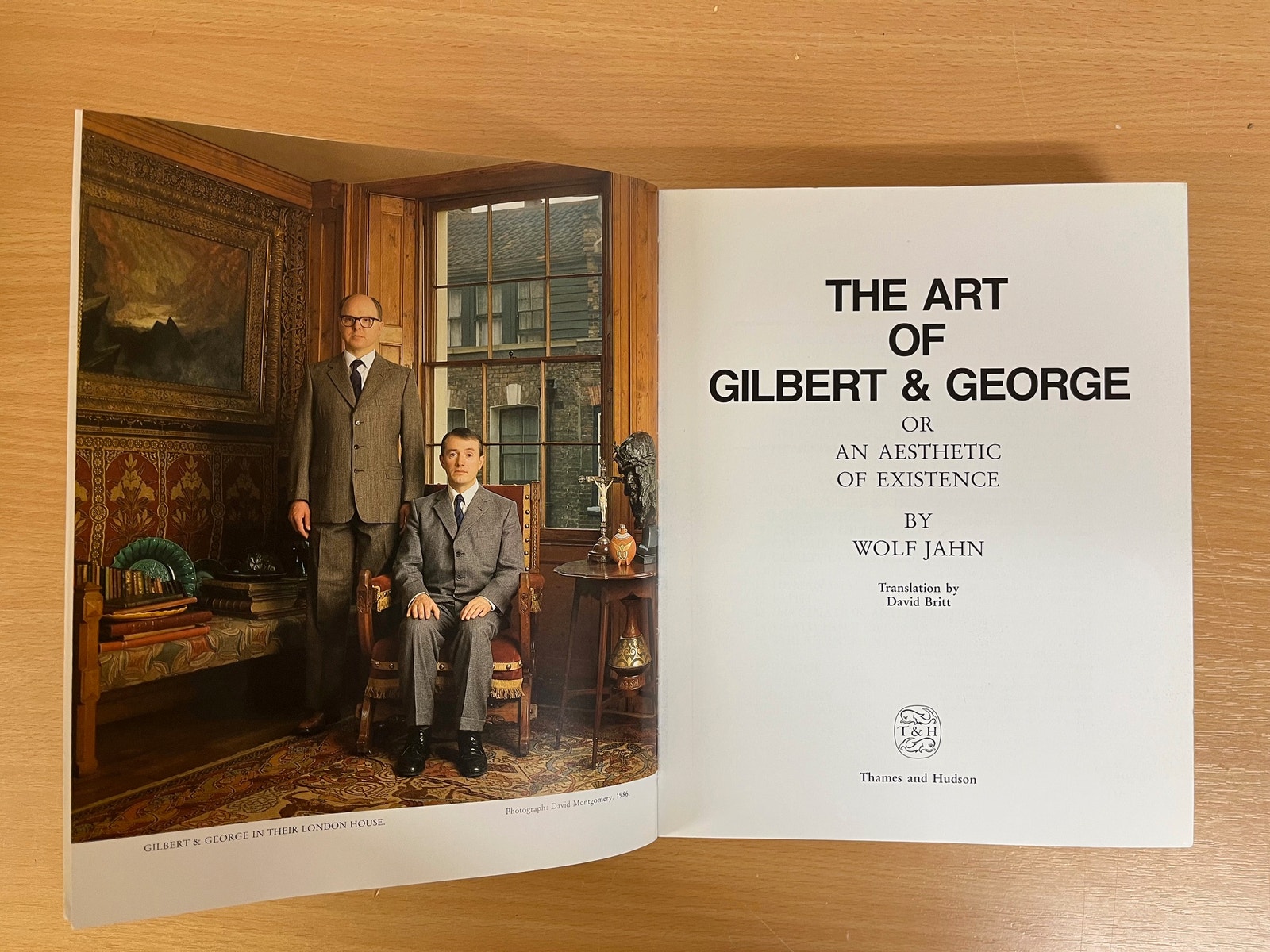 アート・デザイン・音楽 GILBERT & E THE COMPLETE PICTURES アート