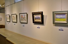 松本で画家・山下康一さん作品展 紙の白と墨の濃淡で、「山の厳しさ