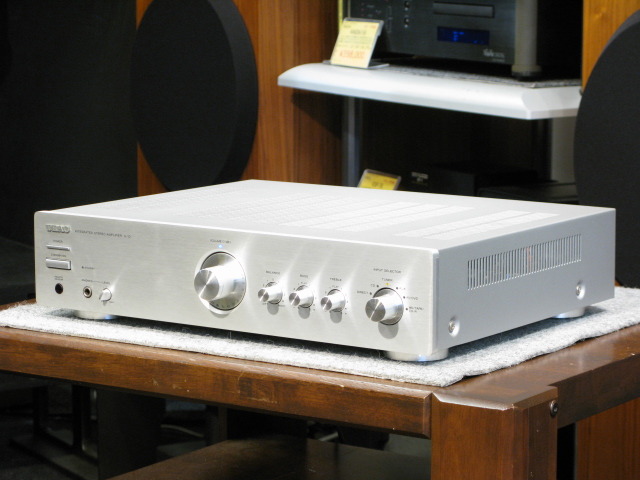 く*ん様 TEAC A-1D プリメインアンプ シルバー く*ん様 TEAC A-1D