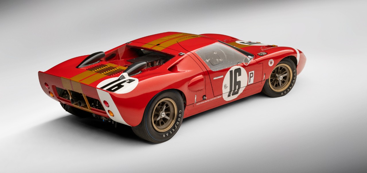 GT40ライトウェイト仕様へのオマージュ｜フォード GT アラン・マン