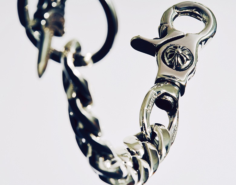 藤井隆行が「クロムハーツ」のキーチェーンを愛用する理由