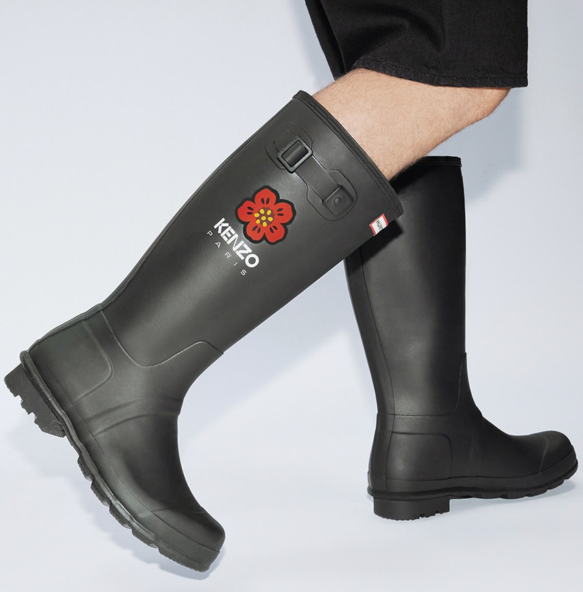 KENZO×HUNTER」コラボ全4型。ボケフラワーをあしらったウェリントン