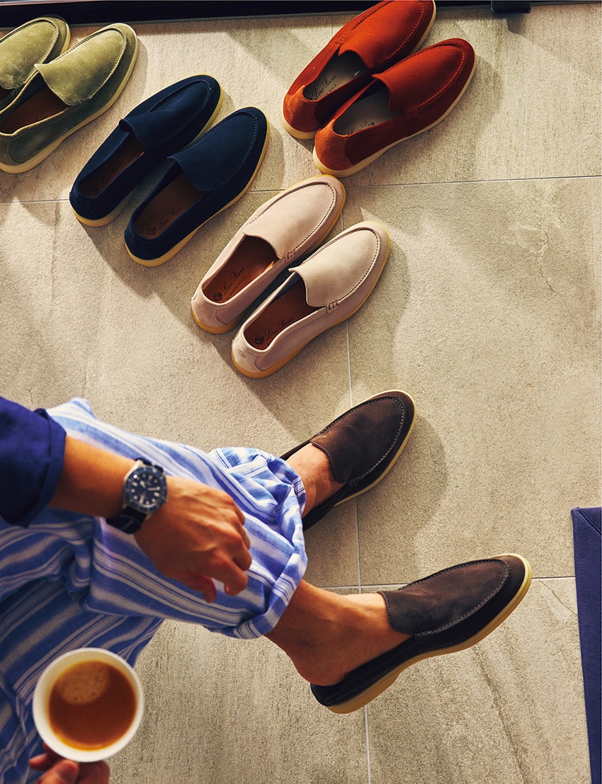 リゾートにひとつだけ靴を持っていくなら「ロロ・ピアーナ」の