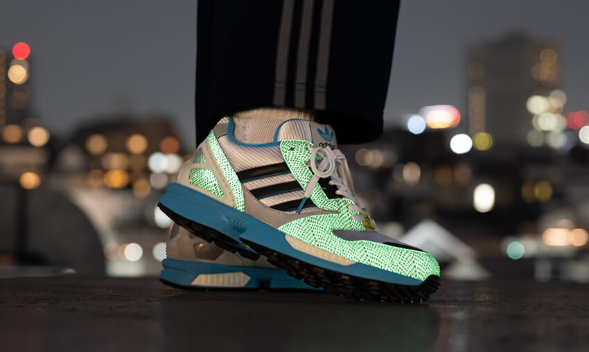 アトモス人気別注「アディダス オリジナルス」のZX8000 G-SNK。復刻