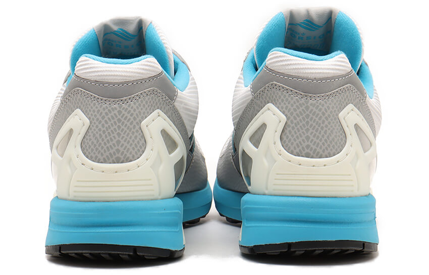 アトモス人気別注「アディダス オリジナルス」のZX8000 G-SNK。復刻