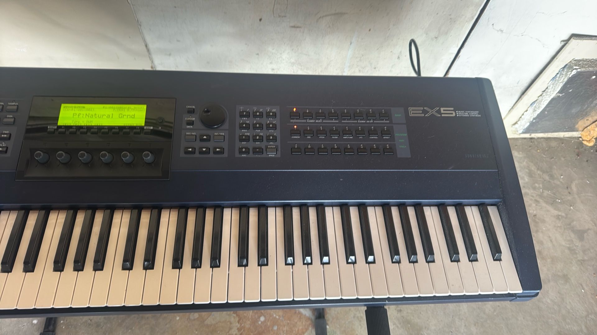 Yamaha EX5 Music synthesizer