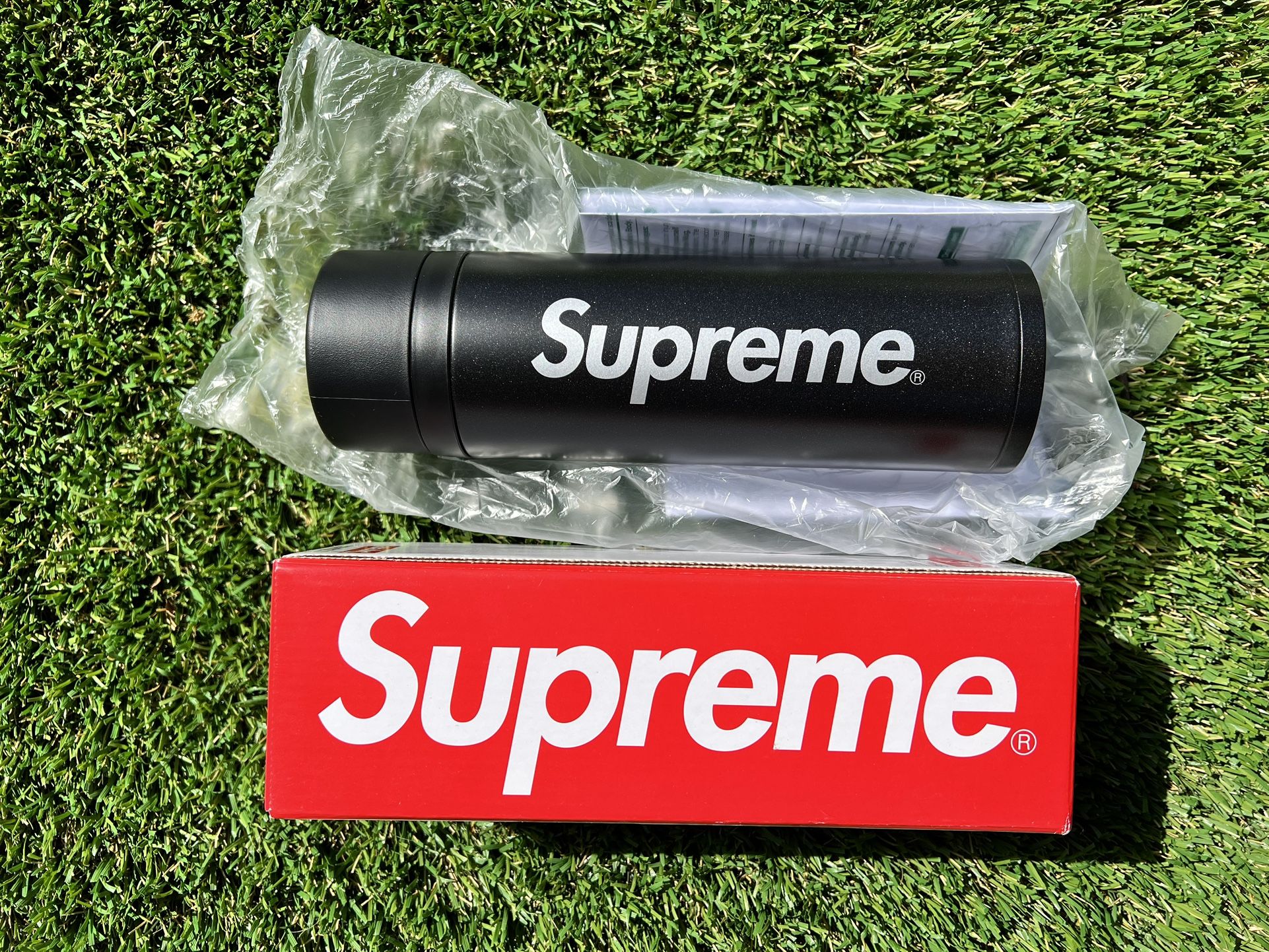 supreme zojirushi stainless steel mug Supreme×Zojirushi Stainless