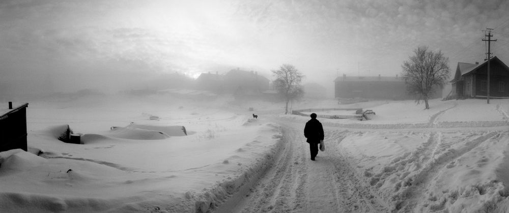 Here Far Away - LensCulture