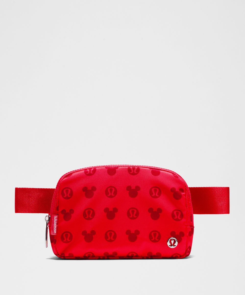 Disney x lululemon *Everywhere Belt Bag 1L Mickey and Logo Print
