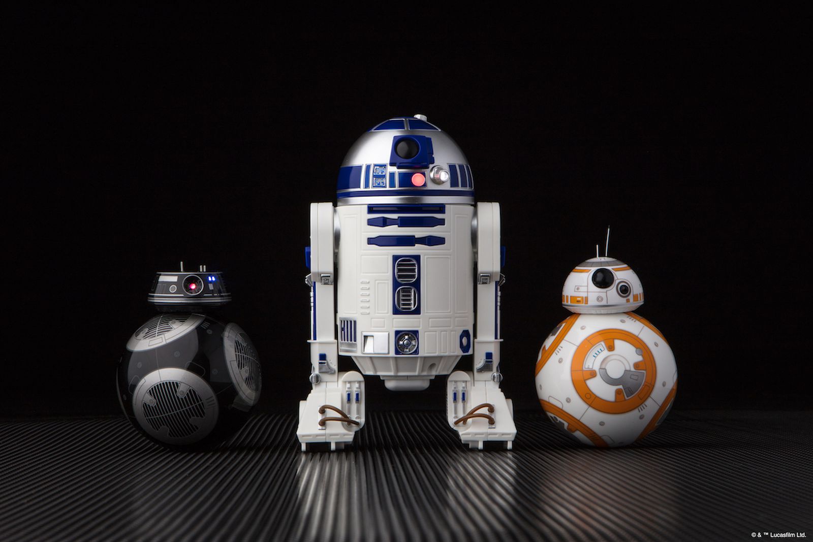 Sphero Reveals New iPhone-Controlled R2-D2 and BB-9E Droids