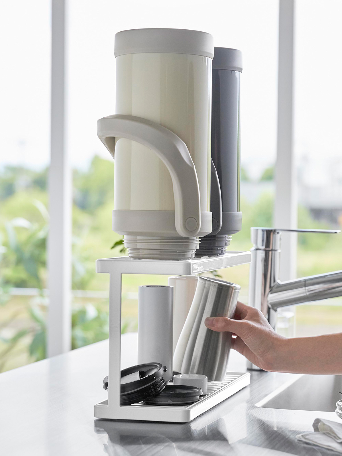 tower ｜ トレー付きジャグボトル＆グラススタンド タワー 2段