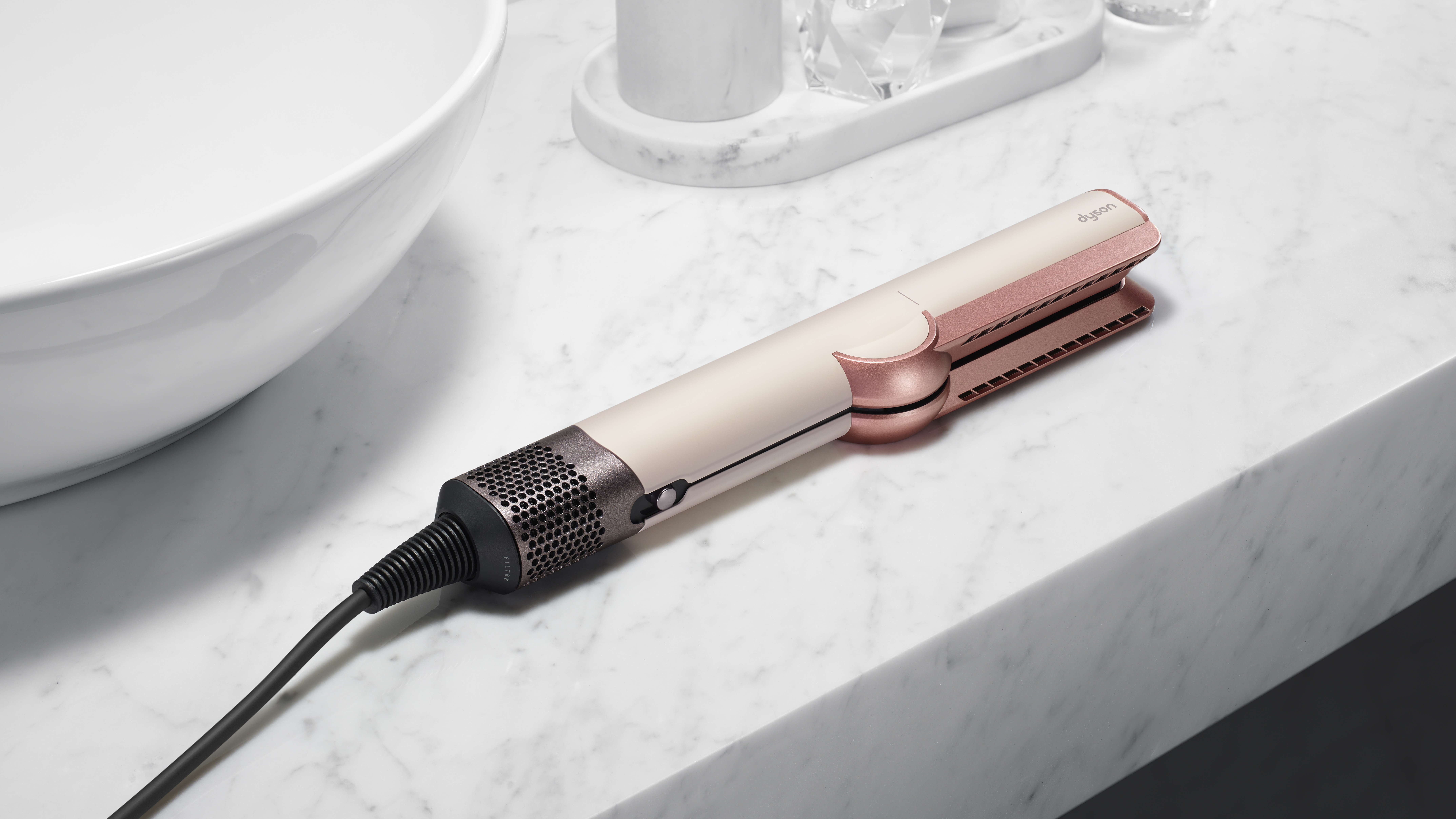 またしてもダイソンがドライヤーの常識を打ち破った！ 最新作「Dyson