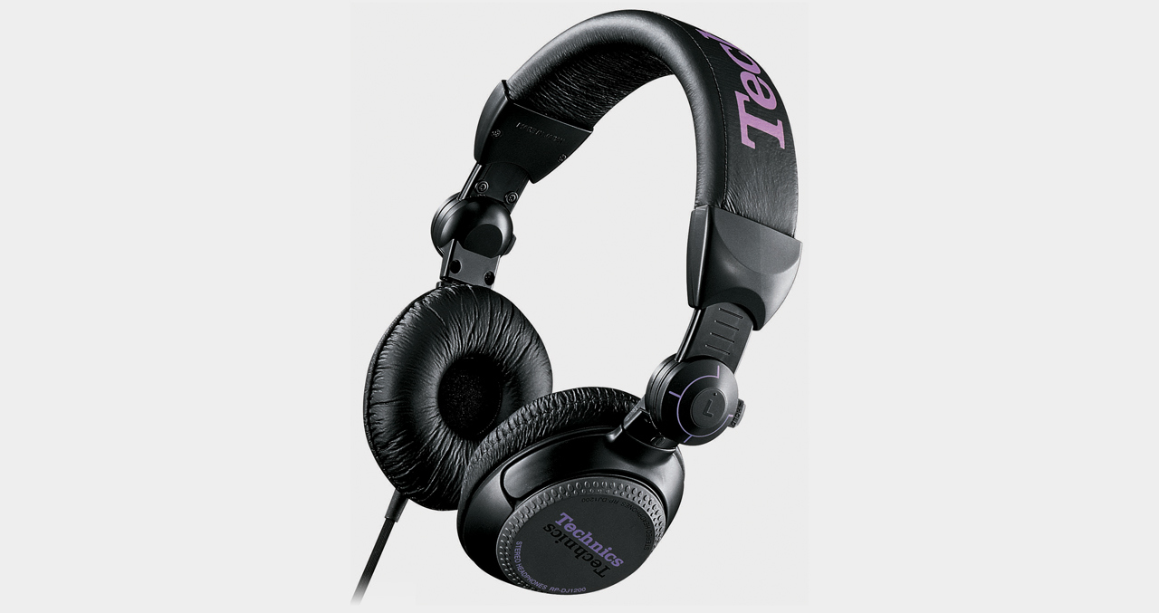 Technics RP-DJ1200 black 5-30000 Hz, 32 Ohm, 106 db | USA