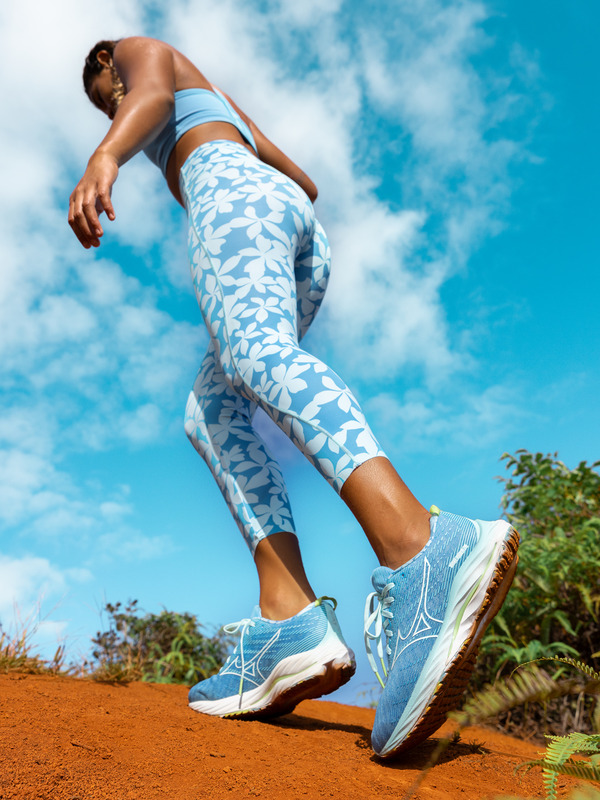 ROXY x MIZUNO Wave Rider 26 - Laufschuhe für Frauen | Roxy