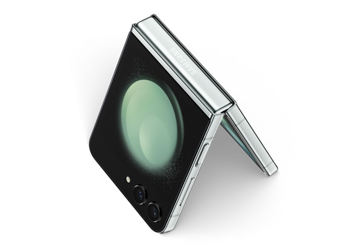 Galaxy Z Flip5 (Mint, 256GB) | Samsung Business Gulf