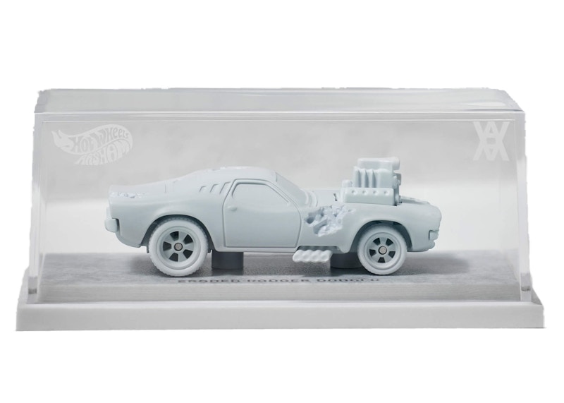 Hot Wheels x Daniel Arsham Eroded Rodger Dodger - US