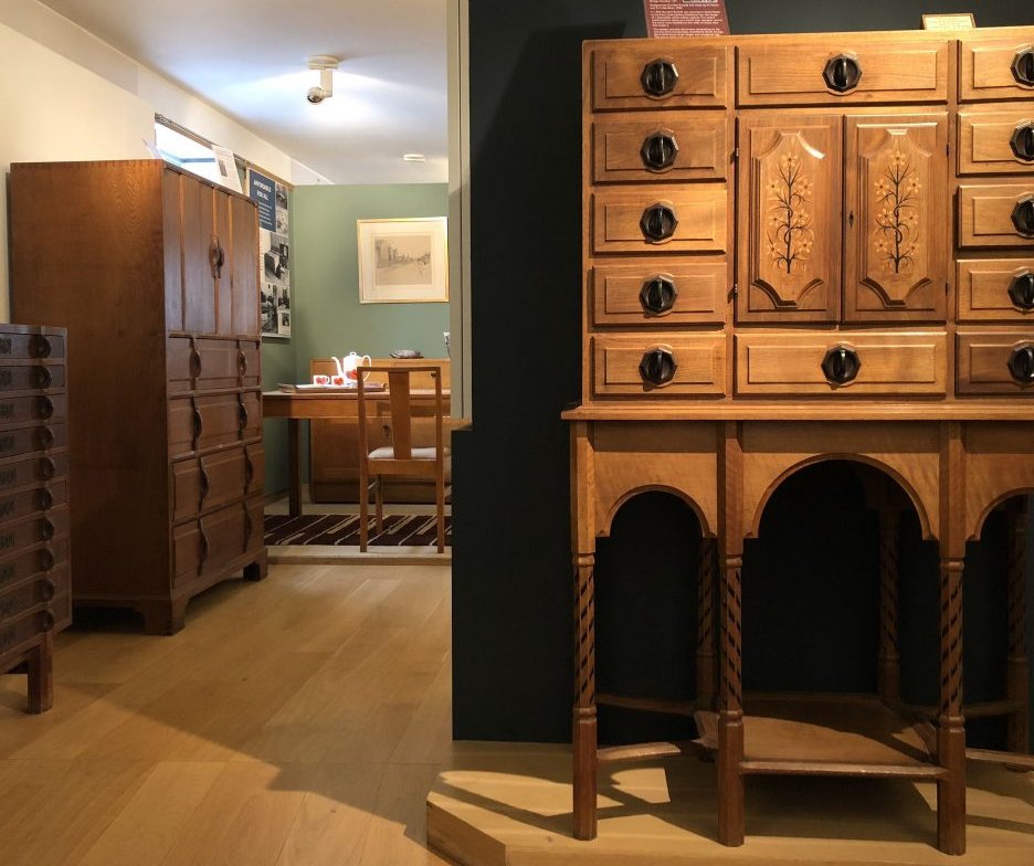 アート・デザイン・音楽 GORDON RUSSELL Designer of Furniture アート