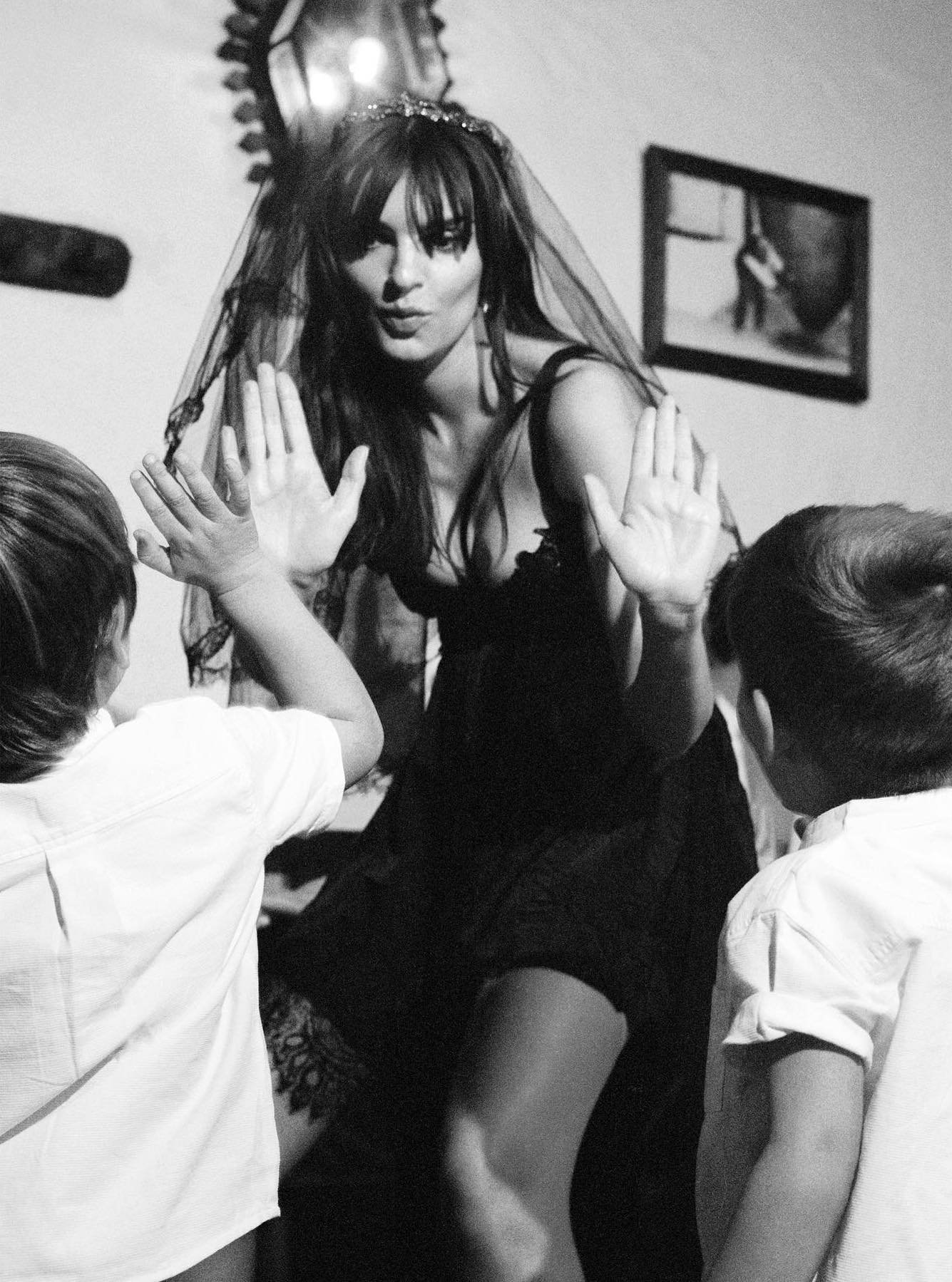 Emily Ratajkowski in Vogue Spain May 2023 35th Anniversary — Anne