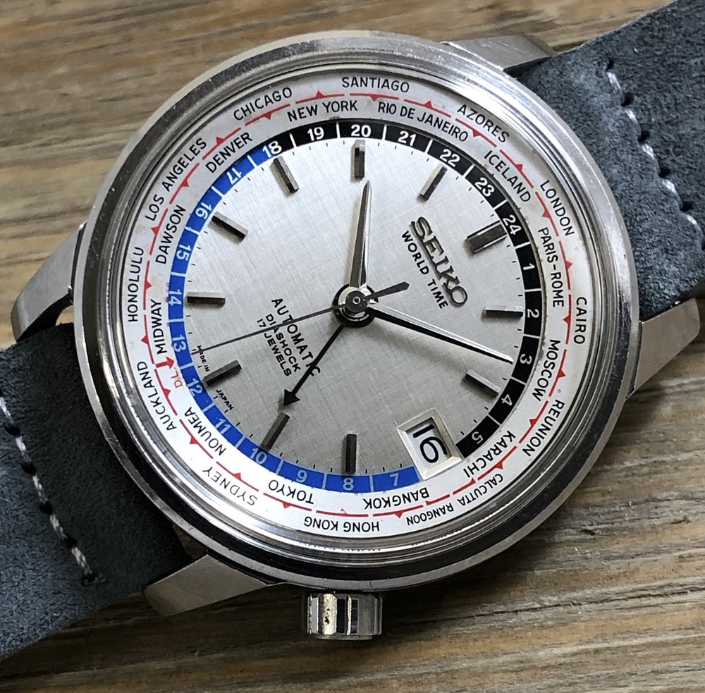 0C0AB4E4-4036-4095-BED6-