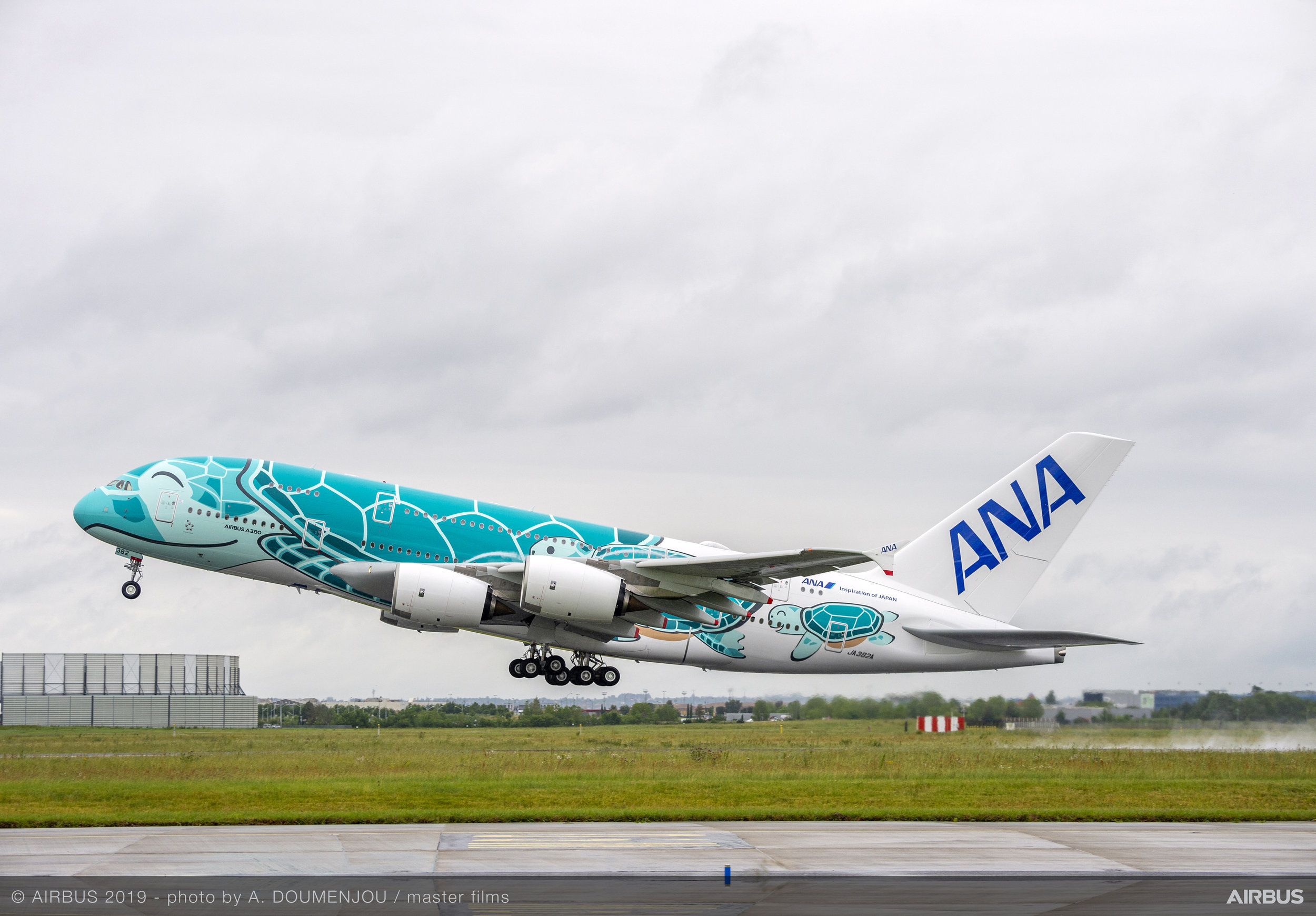 航空機・ヘリコプター ANA AIRBUS A380 1:200SCALE 航空機