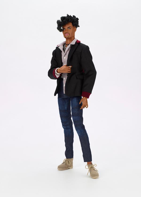 The Monarchs Homme collection is unveiled by Integrity Toys