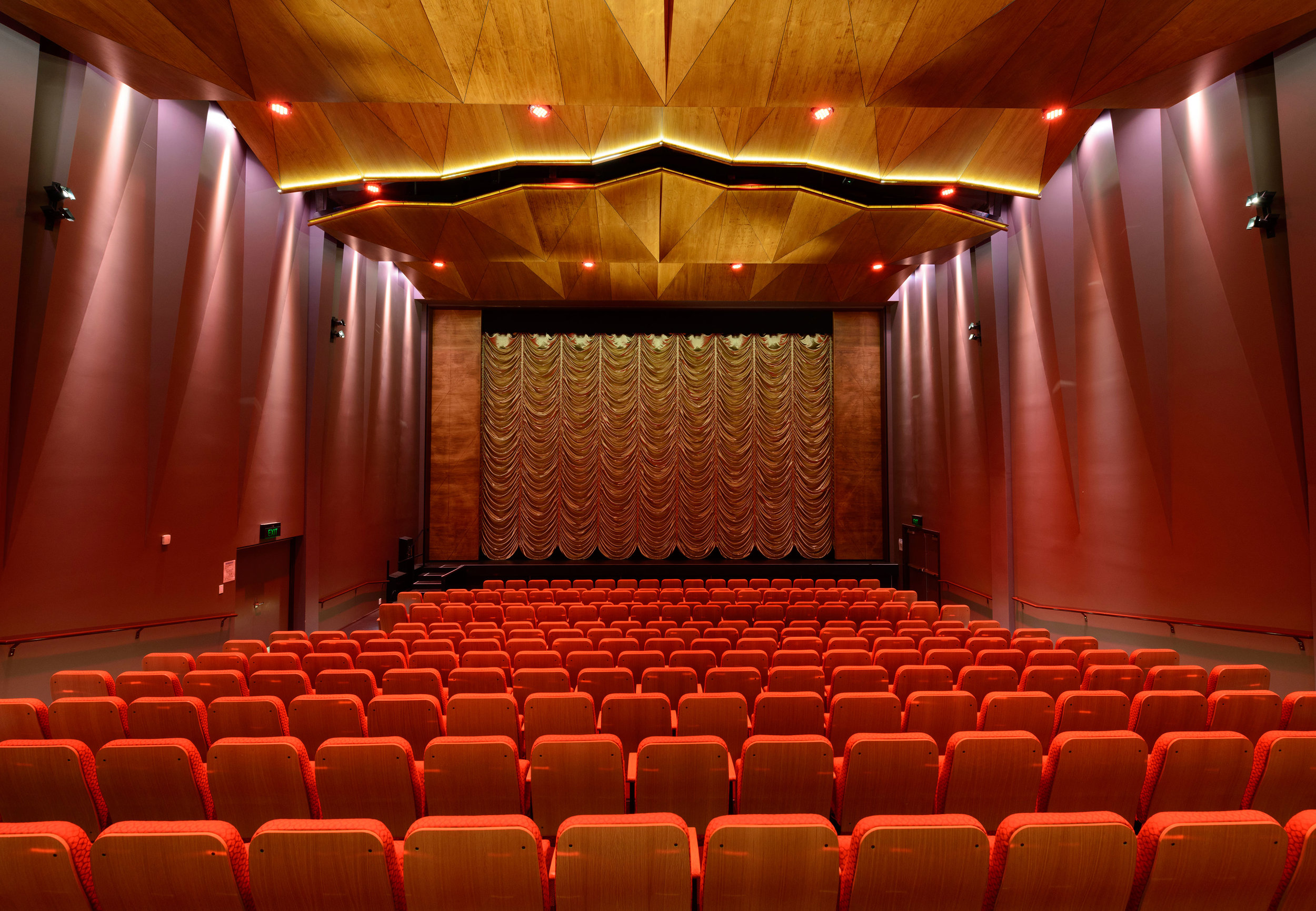 Gisborne Theatres — War Memorial Theatre