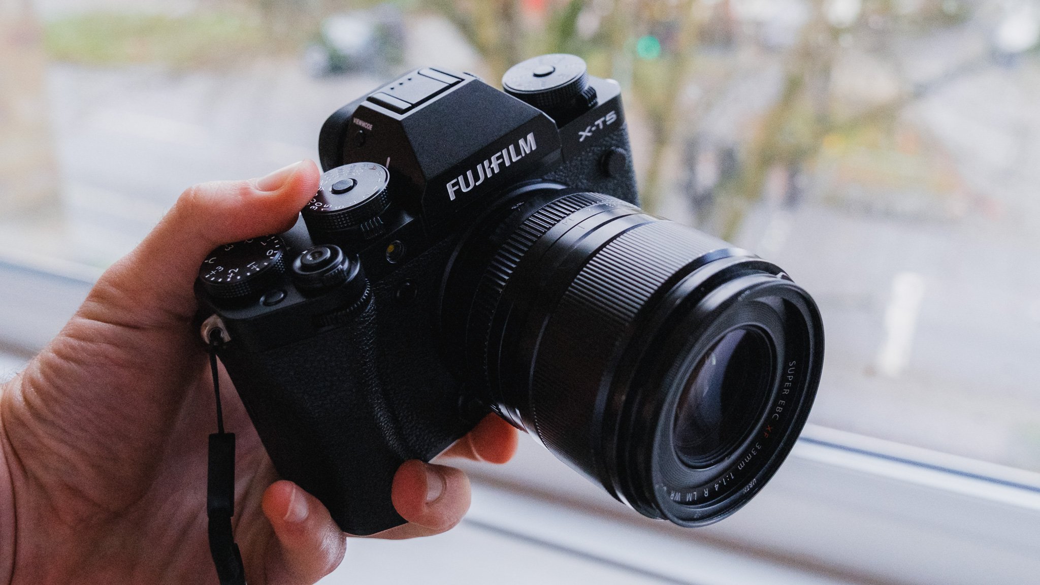 Fujifilm 33mm f1.4 Review — Roman Fox