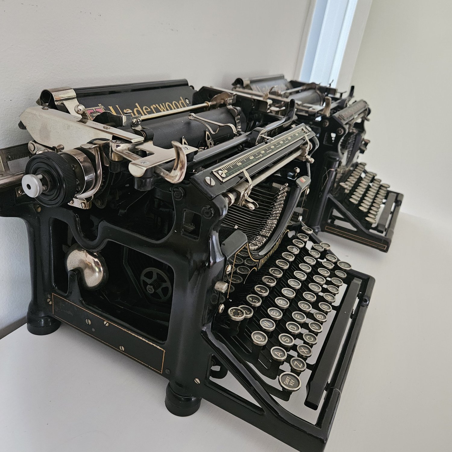 Circa 1915 Underwood Number 5 Desktop Typewriter — Classic