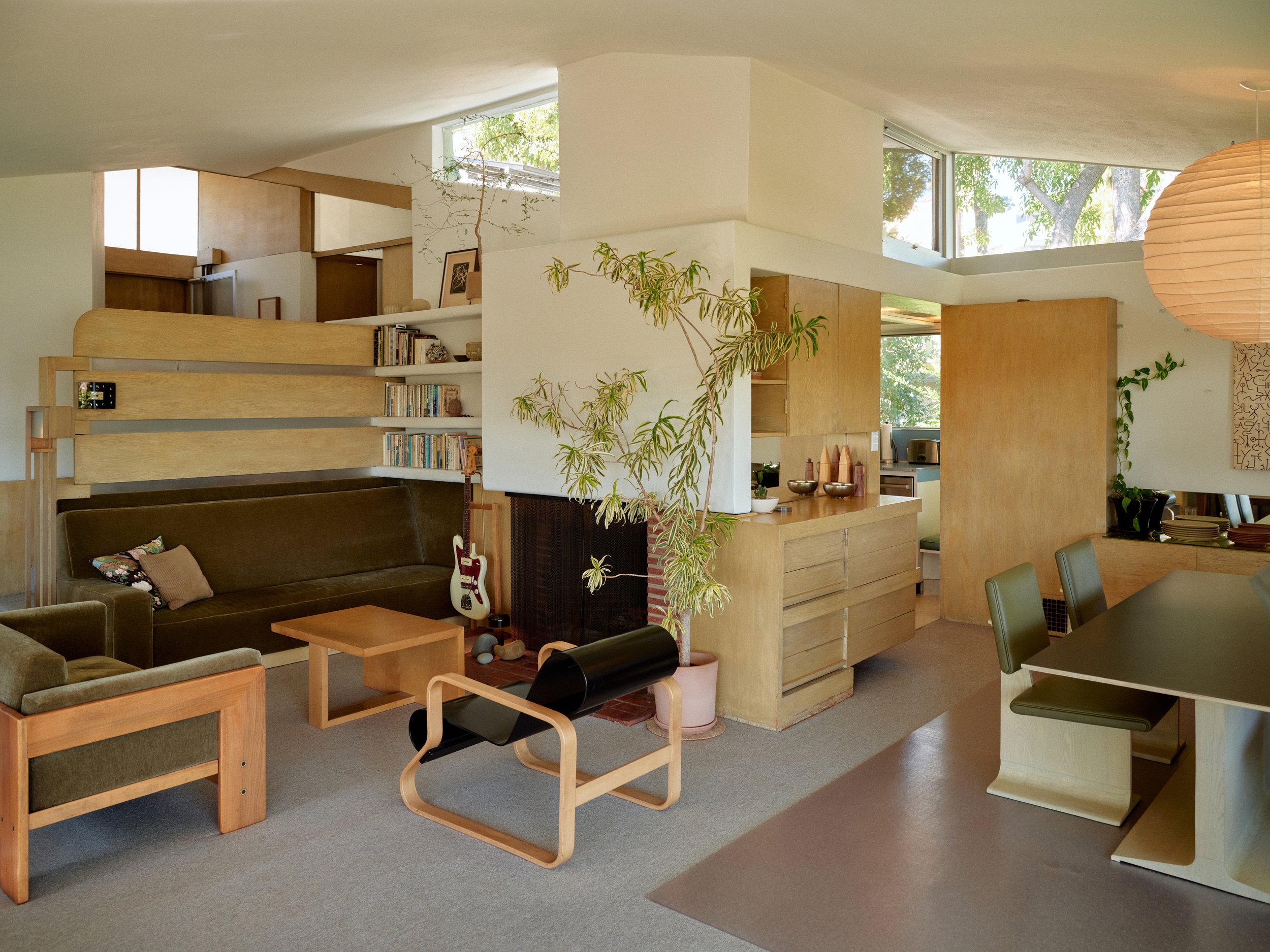 The Walker House, R.M. Schindler, 1936 — Open Space Series