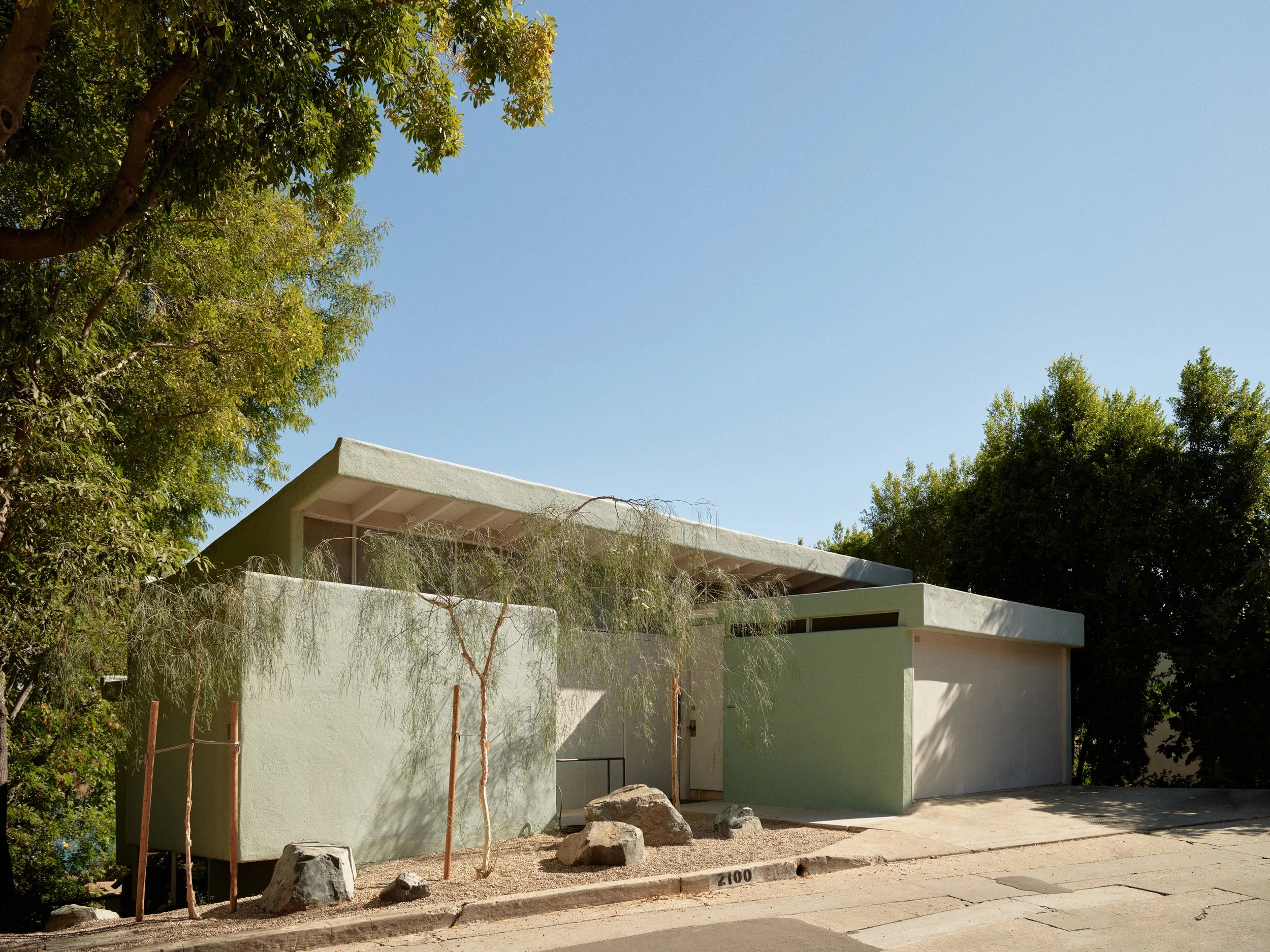 The Walker House, R.M. Schindler, 1936 — Open Space Series