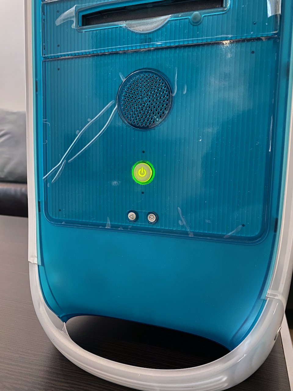 Power Mac G3 (Blue & White) — mac27.net