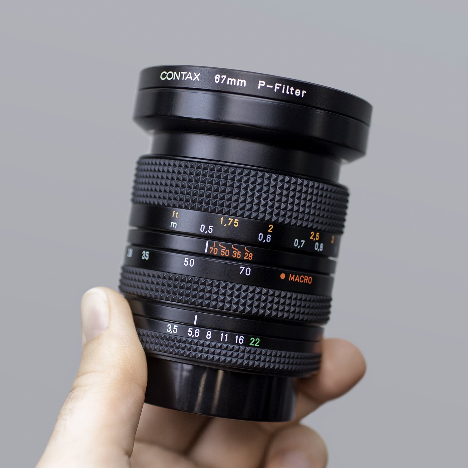 CONTAX ZEISS VARIO SONNAR 28-70MM F3.5-4.5 - Lens Info