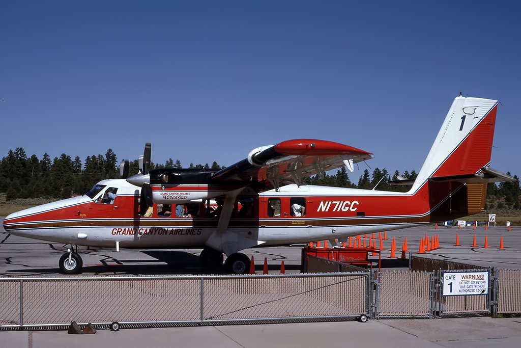 JTA商事 1/50 DHC-6-300 南西航空 JA8790 JTA商事 1/50 DHC-6-300 南西