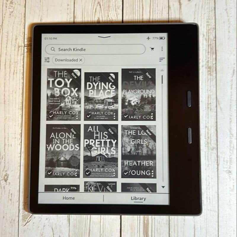 ⭐︎Kindle Oasis wifi 8GB 広告無しモデル⭐︎ Kindle Oasis 8GB 広告